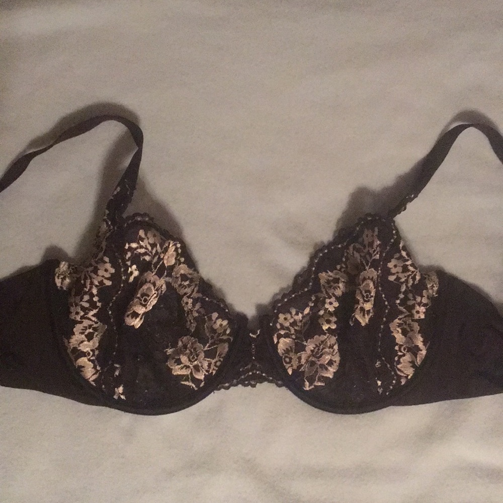 VS Victoria Secret Unlined Demi 36DD
